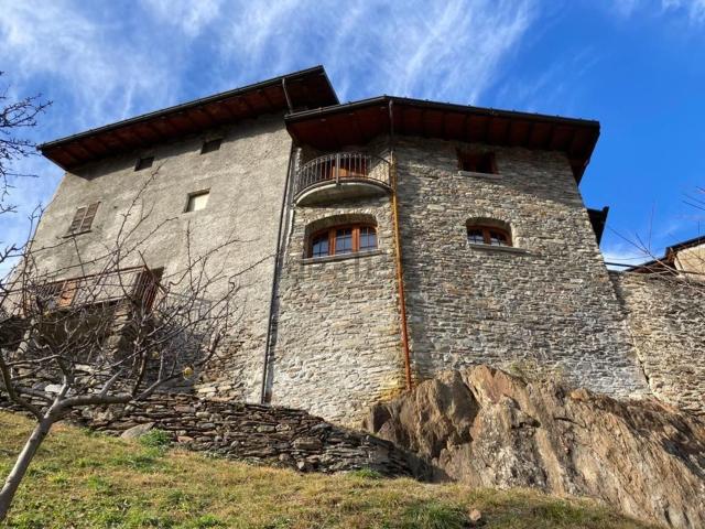 Casa in vendita a Cosio Valtellino, Lombardia