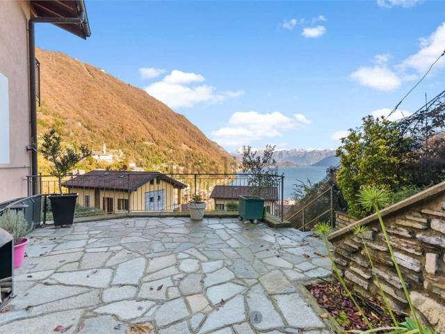 Casa in vendita a Argegno, Lombardia