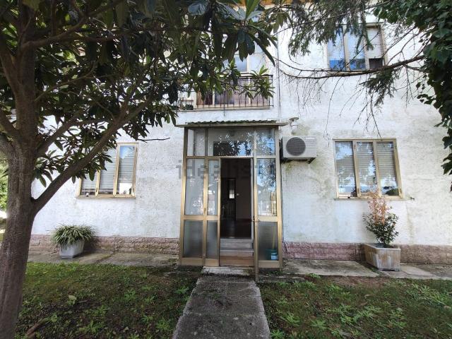 Casa in vendita a Rosolina, Veneto