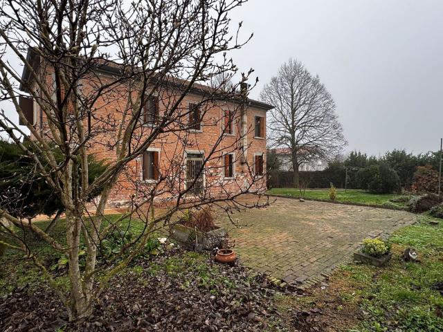 Casa in vendita a Occhiobello, Veneto
