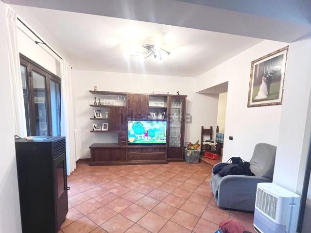 Casa in vendita a Montemurlo, Toscana