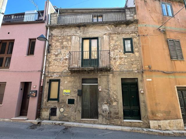 Casa in vendita a Castellana Sicula, Sicilia
