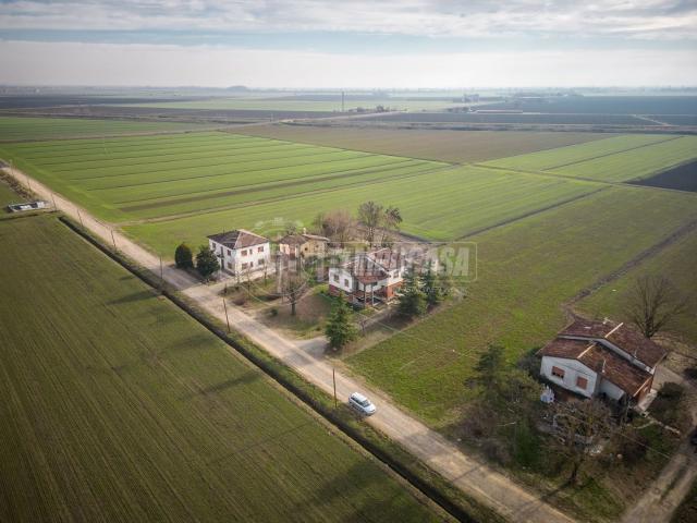 Casa in vendita a Nuovo Circondario Imolese, Medicina