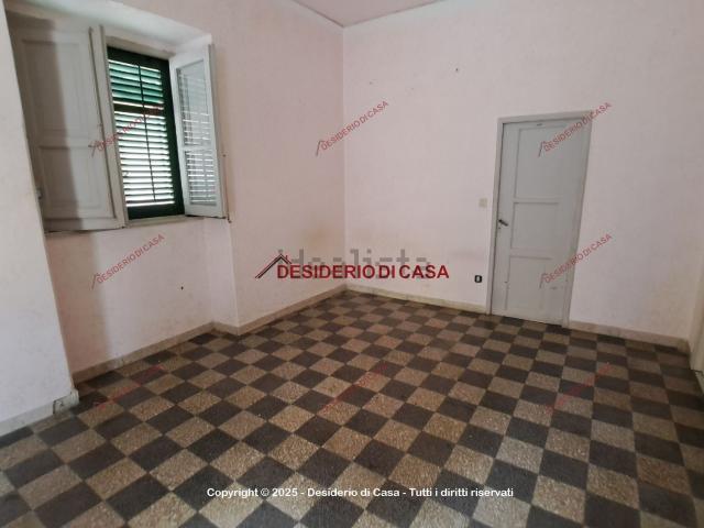 Casa in vendita a Cerda, Sicilia