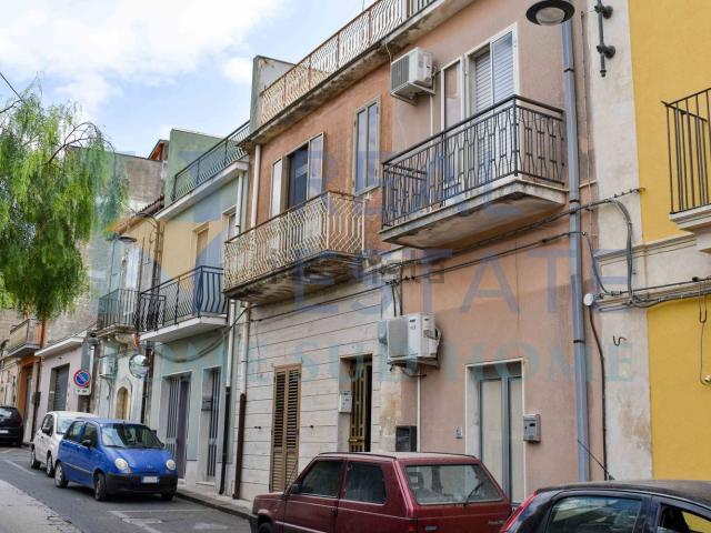 Casa in vendita a Palazzolo Acreide, Sicilia