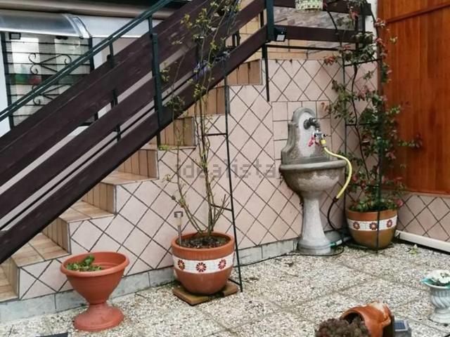 Casa in vendita a Nespolo, Lazio