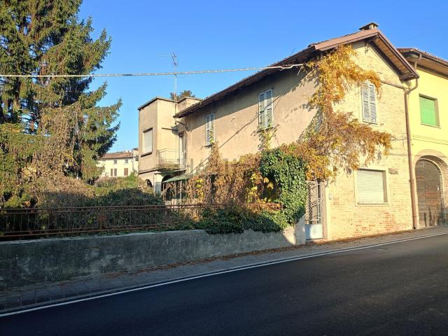 Casa in vendita a Castelleone, Lombardia