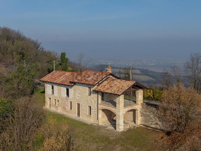 Casa in vendita a Piemonte, Alessandria