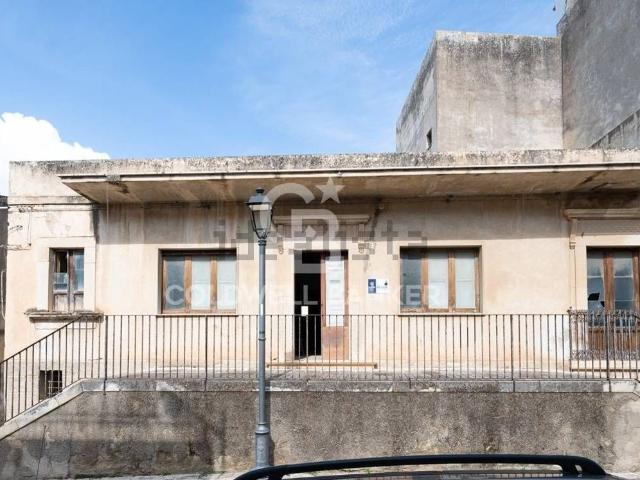 Casa in vendita a Comiso, Ragusa