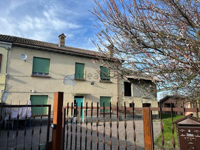 Casa in vendita a Verrua Po, Lombardia