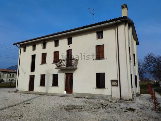 Casa in vendita a Gemona Del Friuli, Friuli-Venezia Giulia