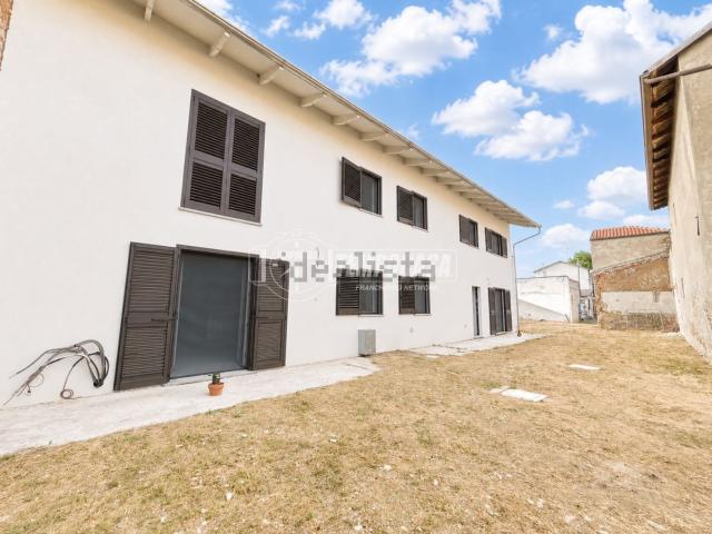 Casa in vendita a Borgo d'Ale, Vercelli