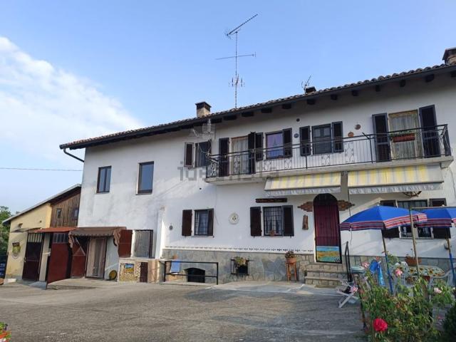 Casa in vendita a Robella, Asti