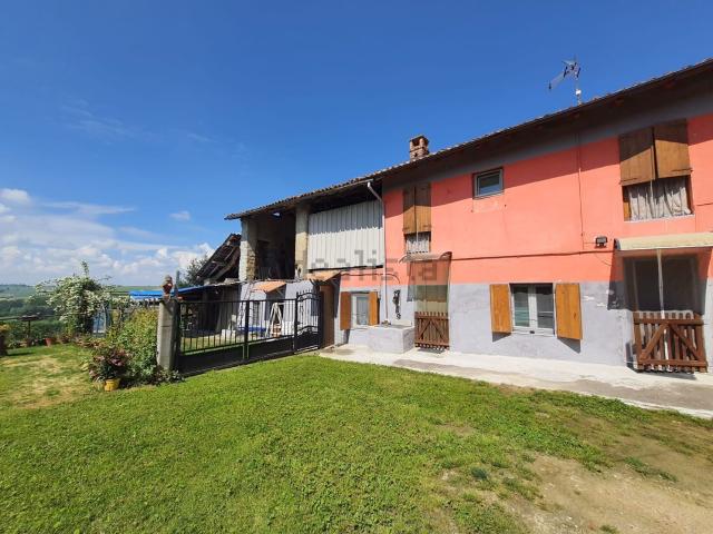 Casa in vendita a Piemonte, Asti