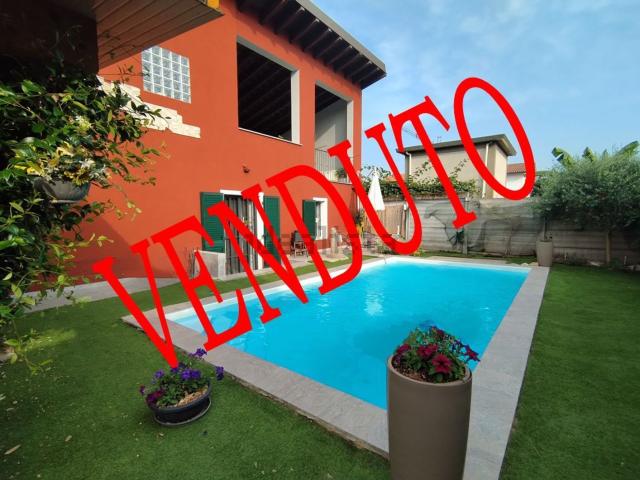 Casa in vendita a Battuello, Corbetta