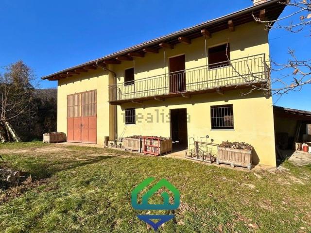 Casa in vendita a Papò, Piemonte