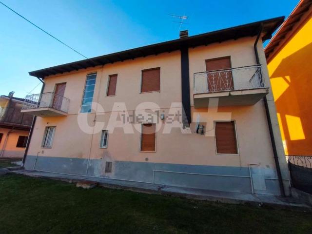 Casa in vendita a Unione dei comuni del Medio Verbano, Caravate