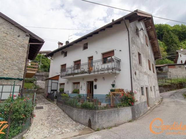 Casa in vendita a Ovaro, Friuli-Venezia Giulia