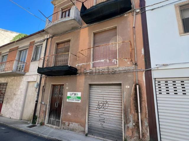 Casa in vendita a Centro, Marche