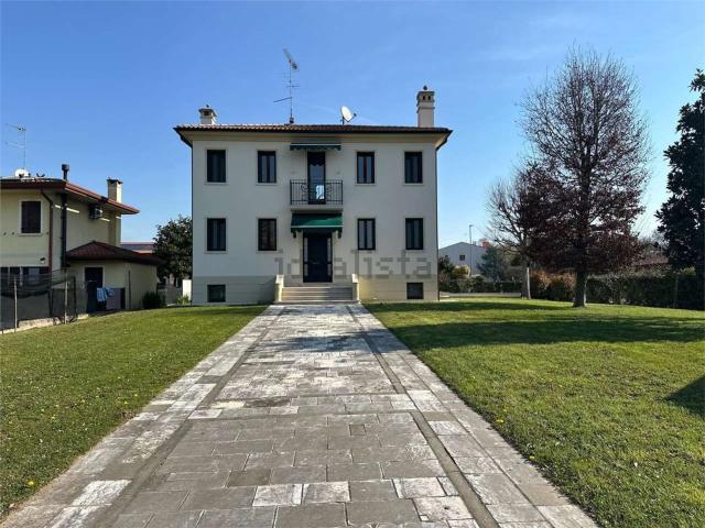 Casa in vendita a Motta Di Livenza, Veneto
