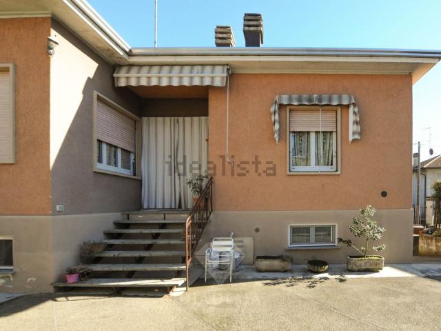 Casa in vendita a Geretta, Besnate