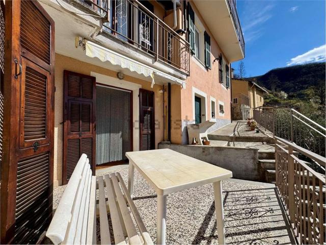 Casa in vendita a Armo, Liguria