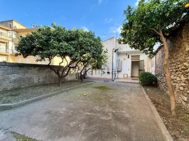 Casa in vendita a Belvedere, Falcone