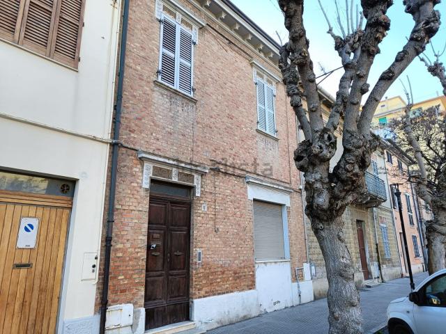 Casa in vendita a Marche, Ancona