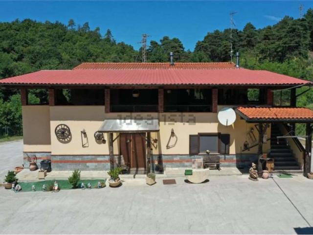 Casa in vendita a Cairo Montenotte, Liguria