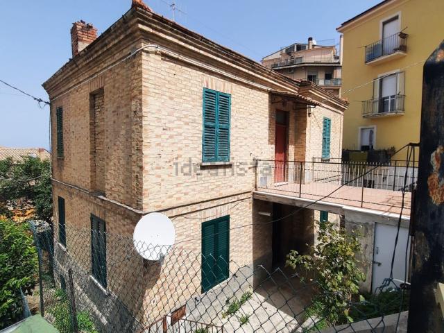 Casa in vendita a Chieti, Abruzzo
