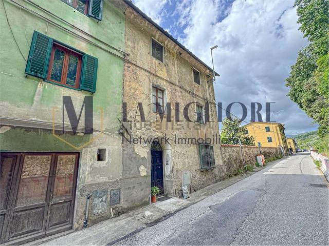 Casa in vendita a Pistoia, Toscana