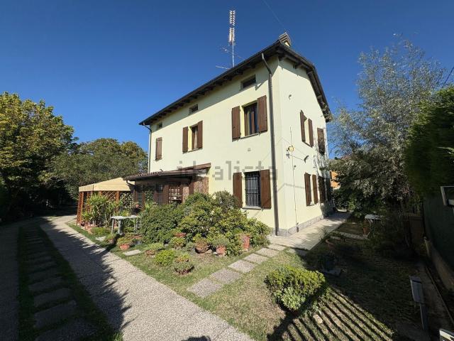 Casa in vendita a Unione Terre d'Acqua, San Giovanni In Persiceto