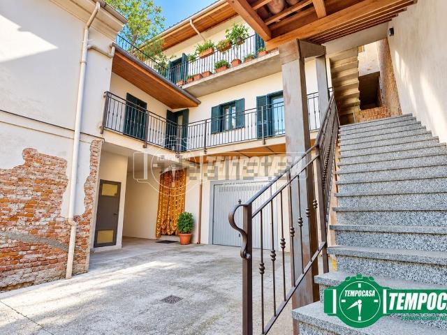 Casa in vendita a Valenza, Alessandria