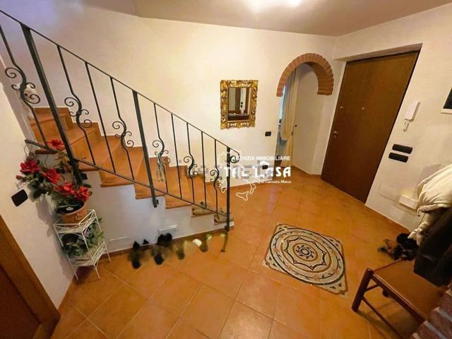 Casa in vendita a Montevettolini, Toscana