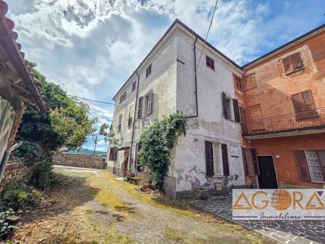Casa in vendita a Piemonte, Alessandria
