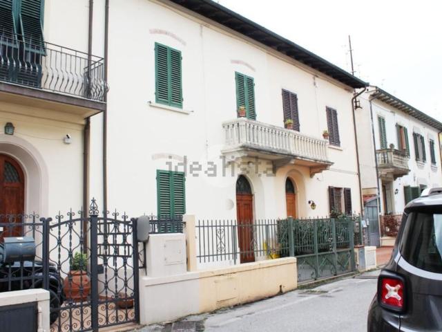 Casa in vendita a Pontelungo, Pistoia