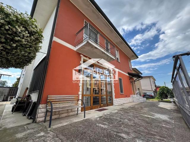 Casa in vendita a Spino d’Adda, Spino D'adda