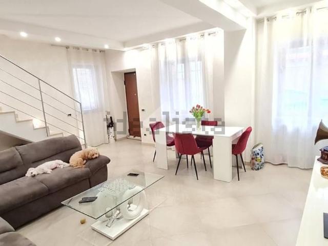 Casa in vendita a Bagnatica, Lombardia