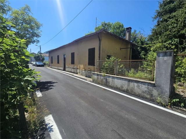 Casa in vendita a Terni, Umbria