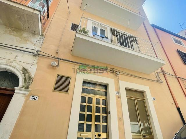 Casa in vendita a Ragusa Ibla, Ragusa