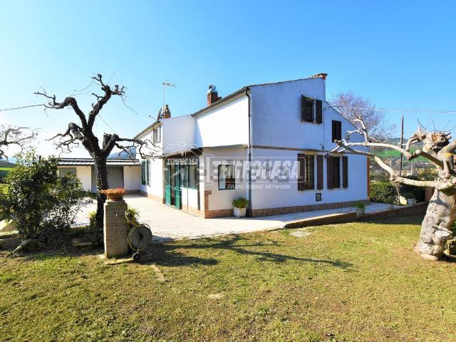 Casa in vendita a Marche, Fermo