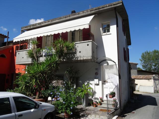 Casa in vendita a Morciano di Romagna, Rimini