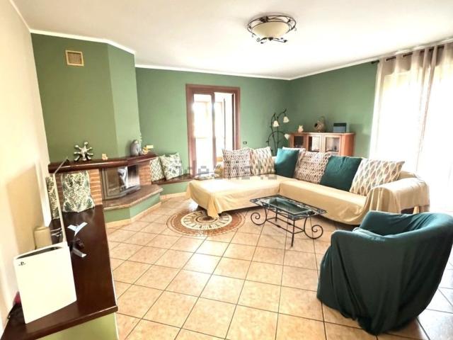 Casa in vendita a Ponte Nizza, Lombardia