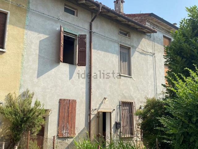 Casa in vendita a Polesine Zibello, Pieveottoville