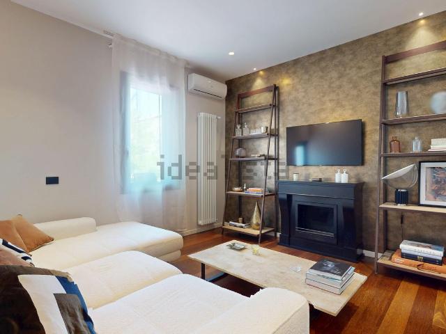 Casa in vendita a Rimini, Reggio Emilia