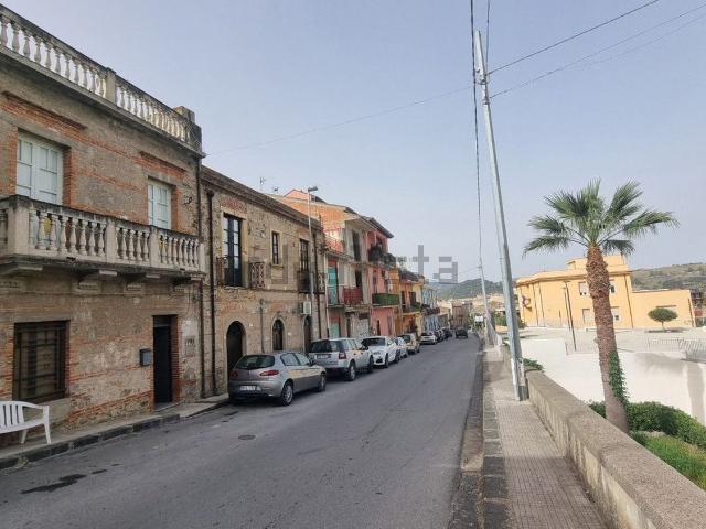 Casa in vendita a Mazzarrà Sant'andrea, Sicilia
