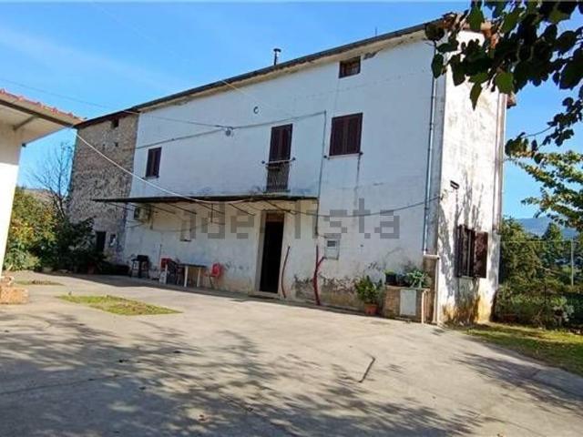 Casa in vendita a Esperia, Lazio