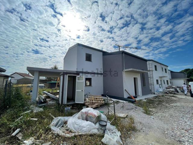 Casa in vendita a Selz, Ronchi Dei Legionari