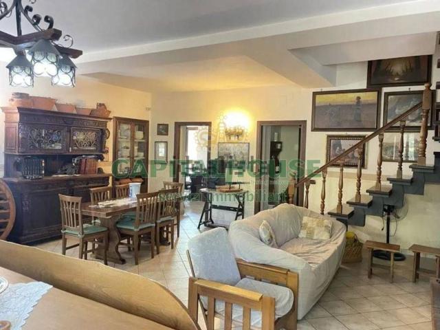 Casa in vendita a Grottolella, Avellino