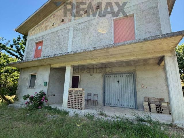 Casa in vendita a Campodipietra, Molise